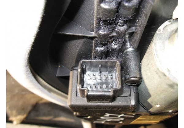 потолок Peugeot 407,1.6hdi